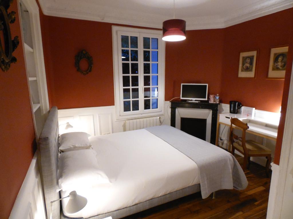 Bed & Breakfast La Clepsydre Fontenay-aux-Roses Habitación foto